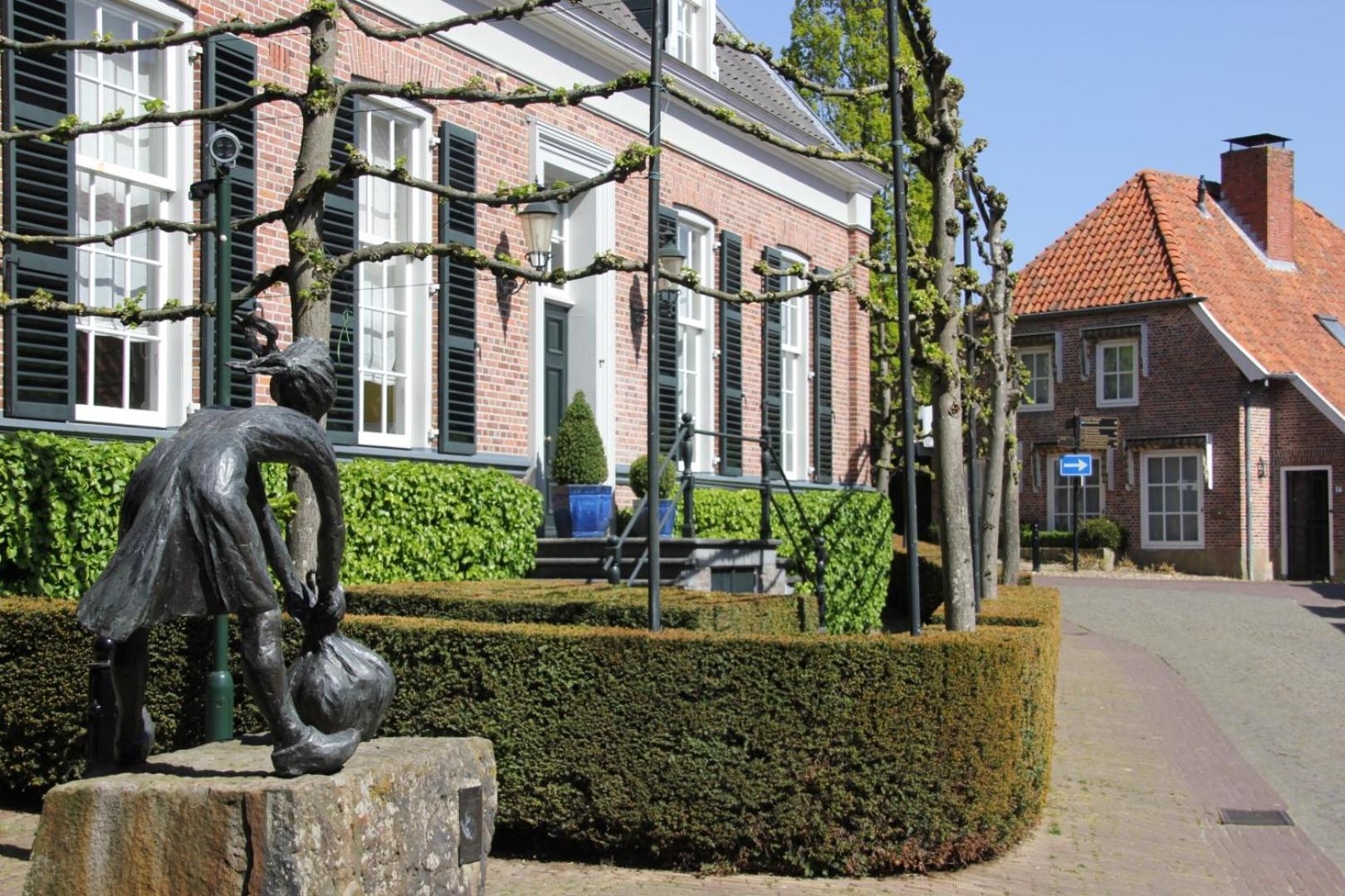 Hotel Van Der Maas Ootmarsum Eksteriør billede